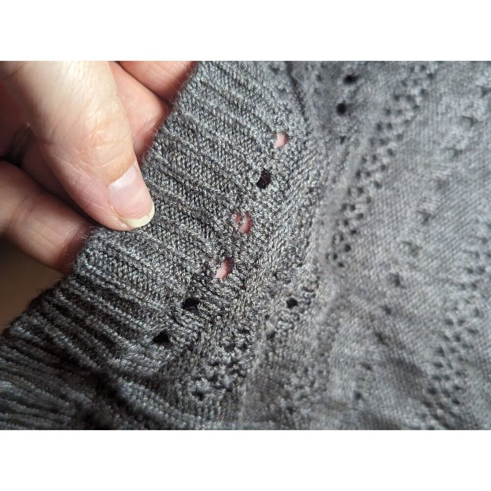 Lane Bryant Gray Sleeveless Sweater Open Knit Crochet Trim Size 14-16 - Picture 12 of 14